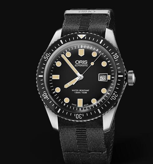 Oris Divers Sixty Five 42mm 01 733 7720 4054-07 5 21 26FC Replica Watch